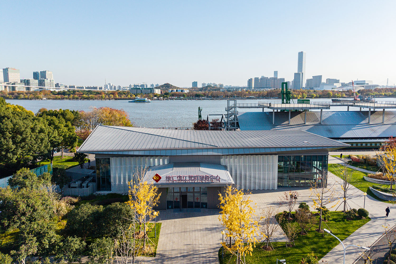 1768206528554067.jpg 3.jpg